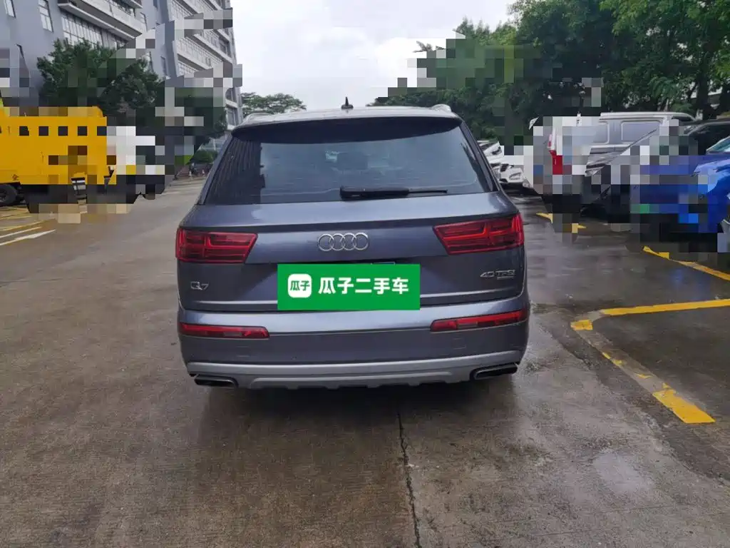 Audi Q7 — миниатюра 5