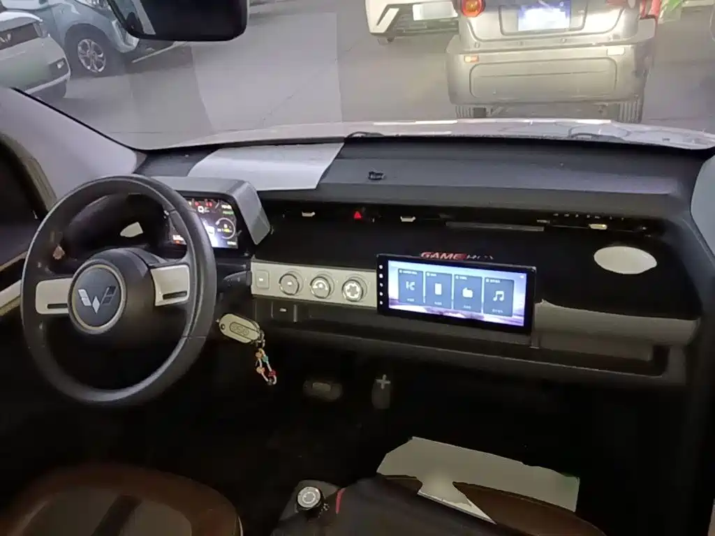 Wuling MINIEV — миниатюра 10