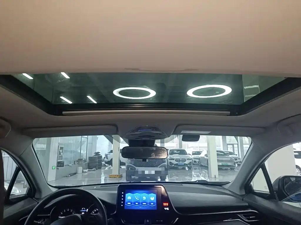 Toyota IZOA — миниатюра 18