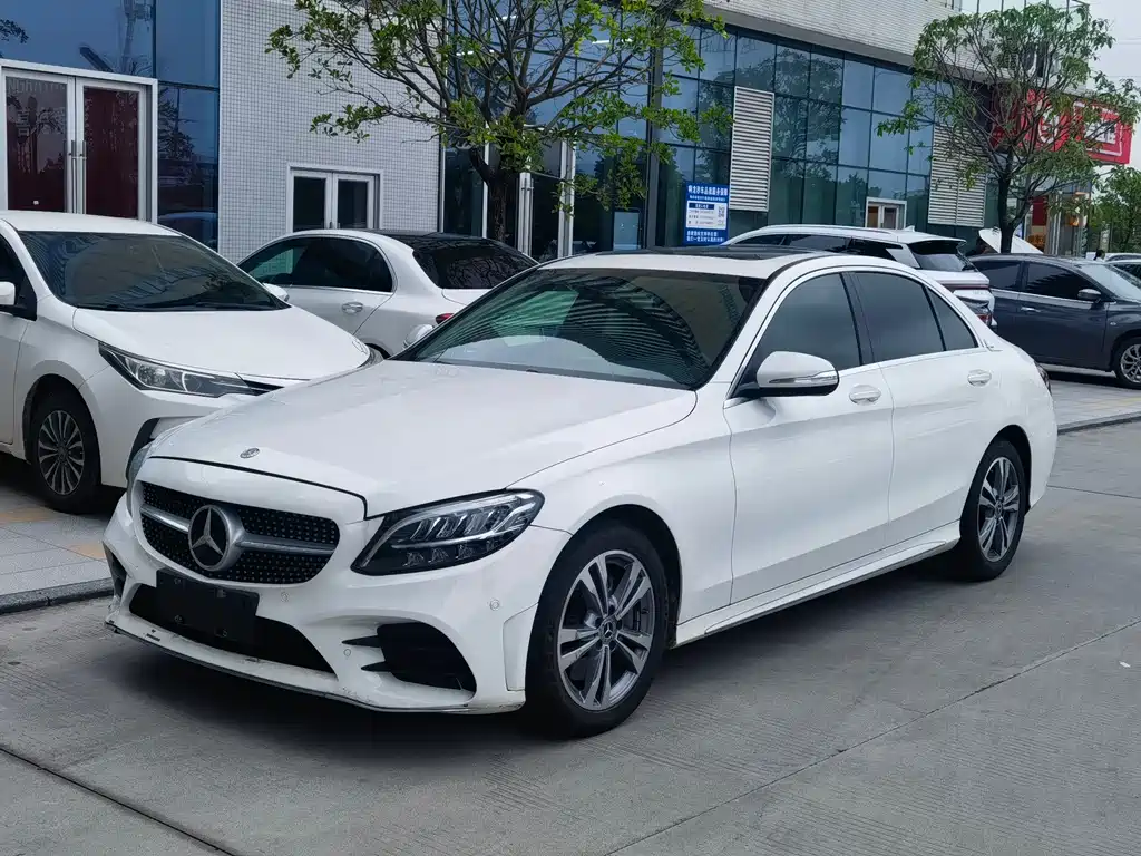 Mercedes-Benz C-Class 2020
