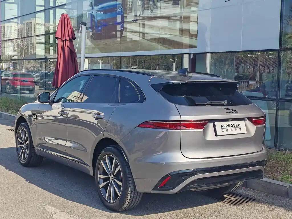 JAGUAR F PACE