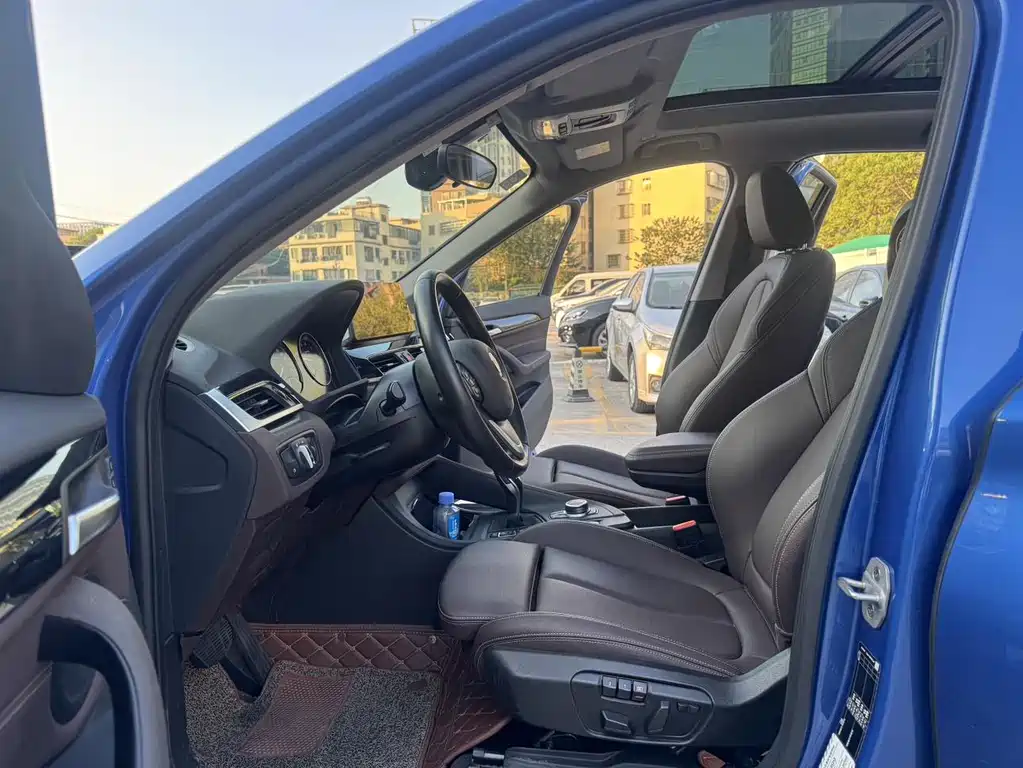 BMW X1 — миниатюра 5
