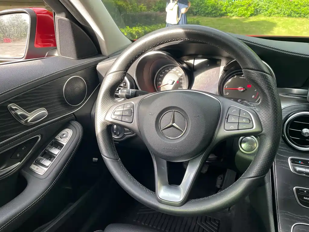 Mercedes-Benz C-Class — миниатюра 15