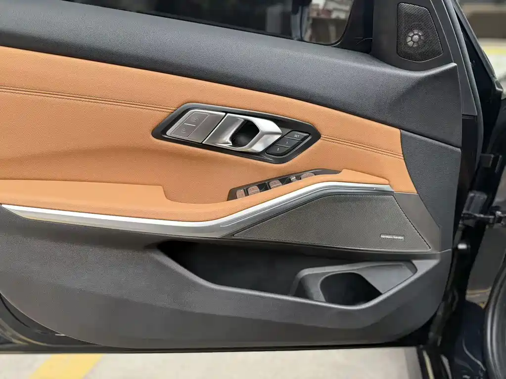 BMW 3 Series — миниатюра 5