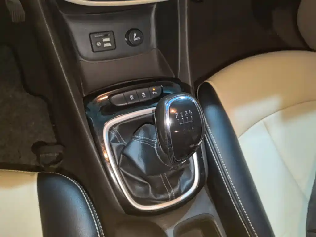 Buick Verano — миниатюра 14