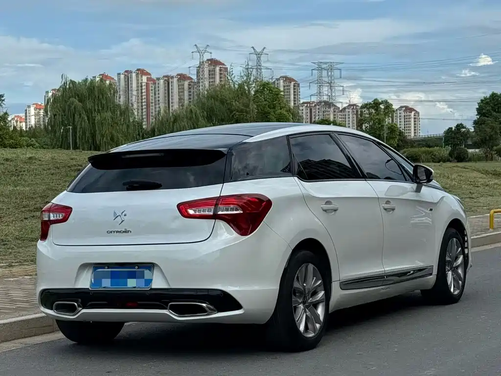DS DS 5 — миниатюра 5