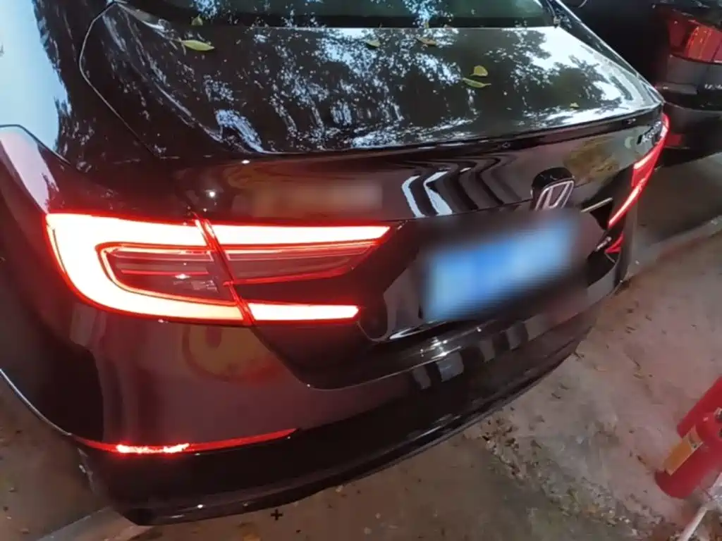 Honda Accord — миниатюра 6
