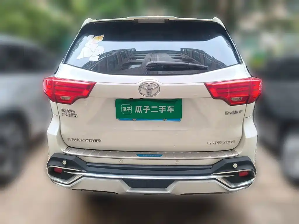 Toyota Highlander — миниатюра 3