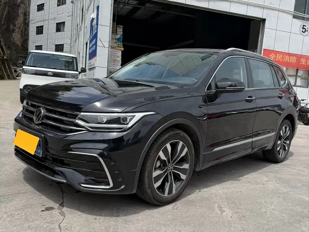 Volkswagen Tiguan L 2022