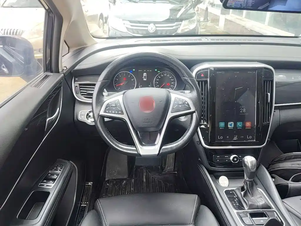 BYD MAX — миниатюра 11
