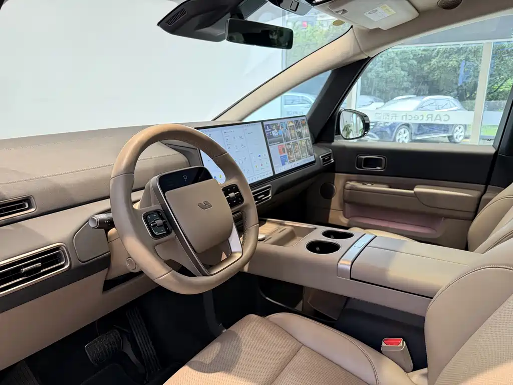 Li Auto Li MEGA — миниатюра 6
