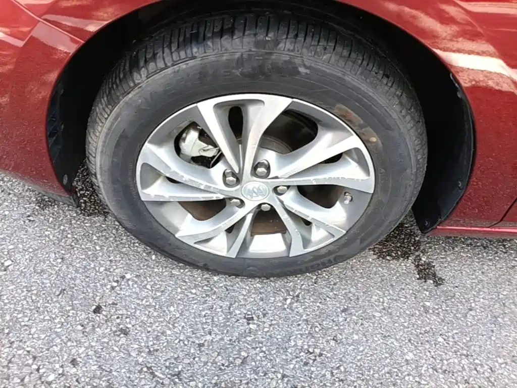 Buick Verano — миниатюра 23