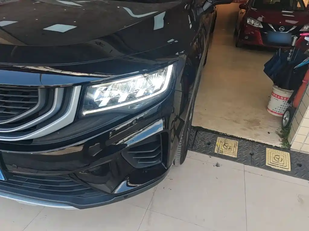 Geely Haoyue — миниатюра 24