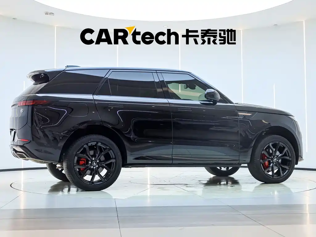 Land Rover Range Rover Sport 2025 400PS Dynamic SE