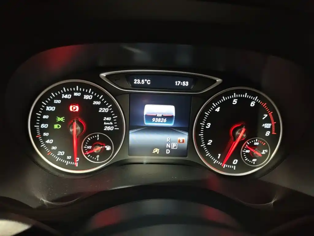 Mercedes-Benz B-Class — миниатюра 12