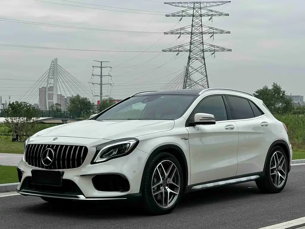 Купить Mercedes-Benz GLA AMG