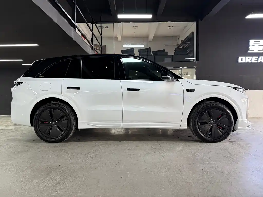Li Auto IDEAL L6