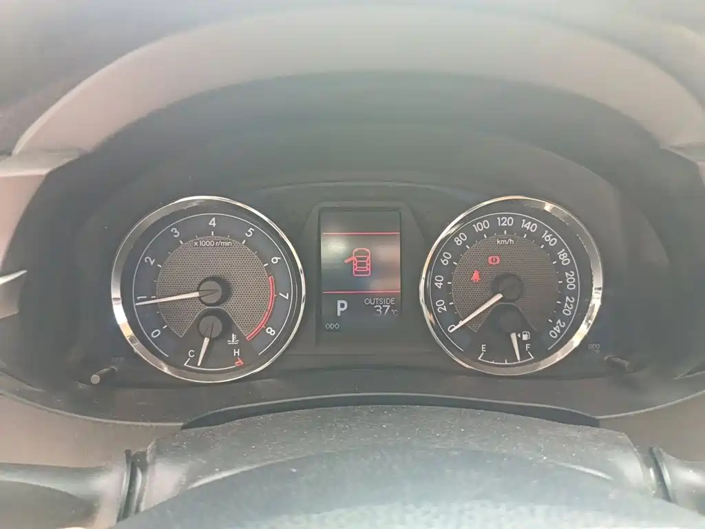 Toyota Corolla — миниатюра 4