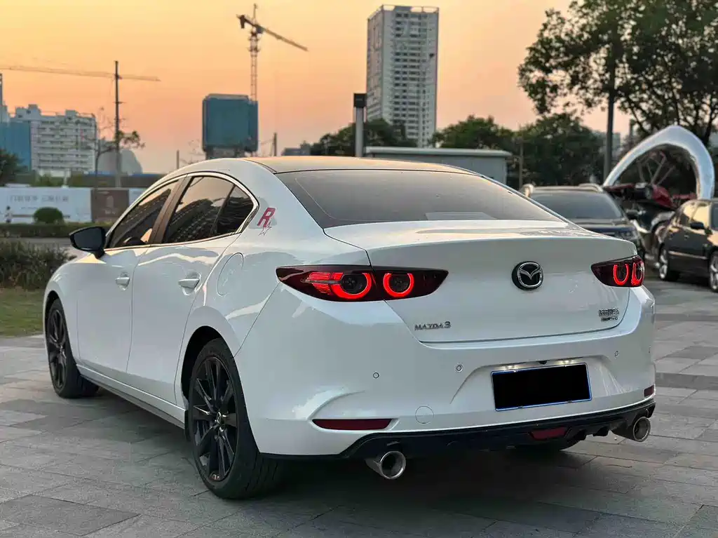 Mazda 3 Axela — миниатюра 6