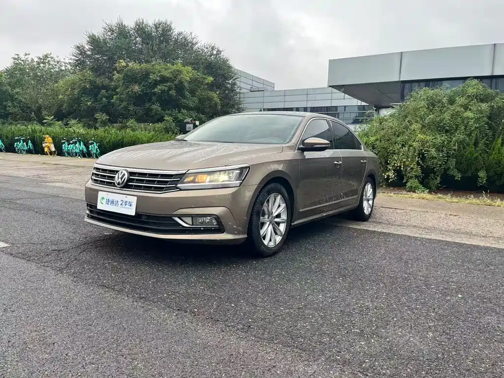 Volkswagen Passat — миниатюра 10