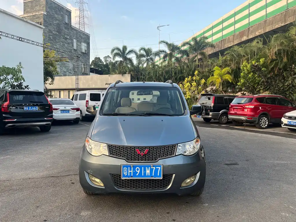 Wuling Hongguang — миниатюра 2