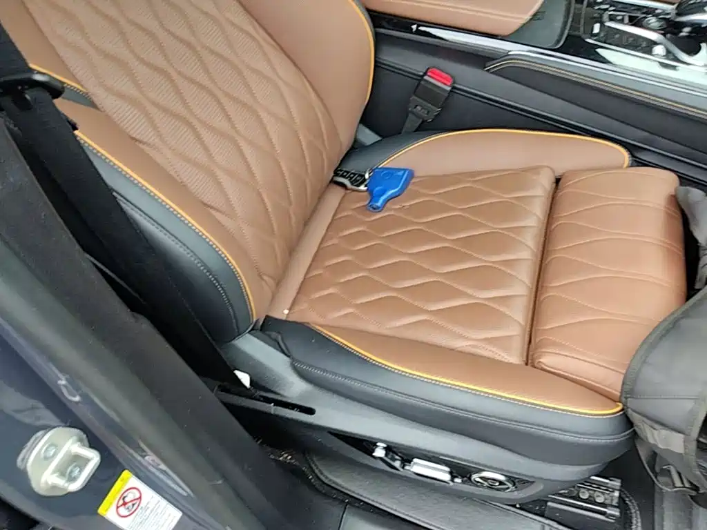 BYD Tang New Energy — миниатюра 25