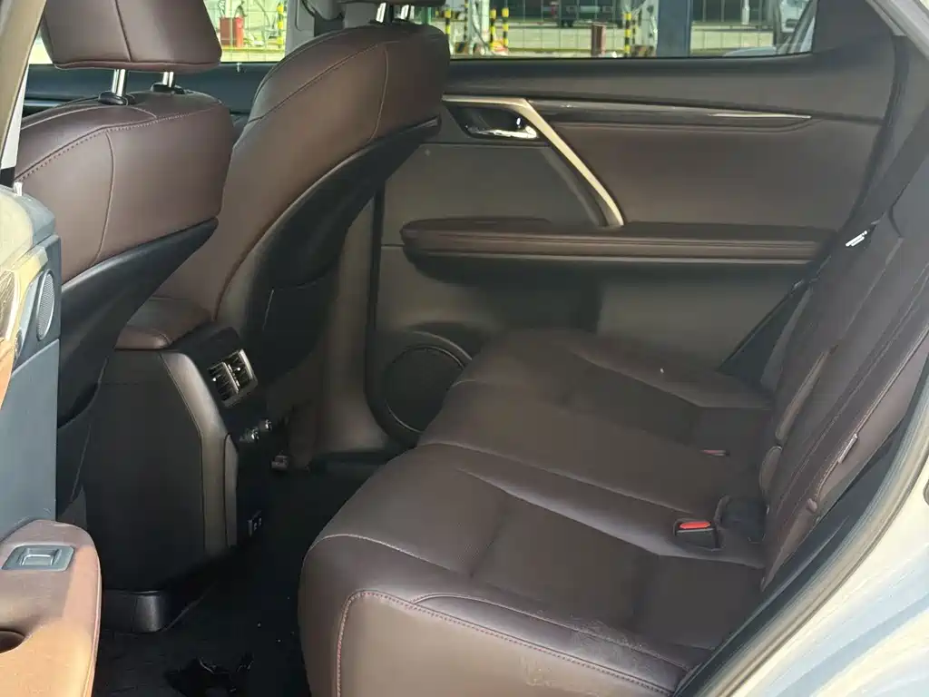 Lexus RX — миниатюра 28