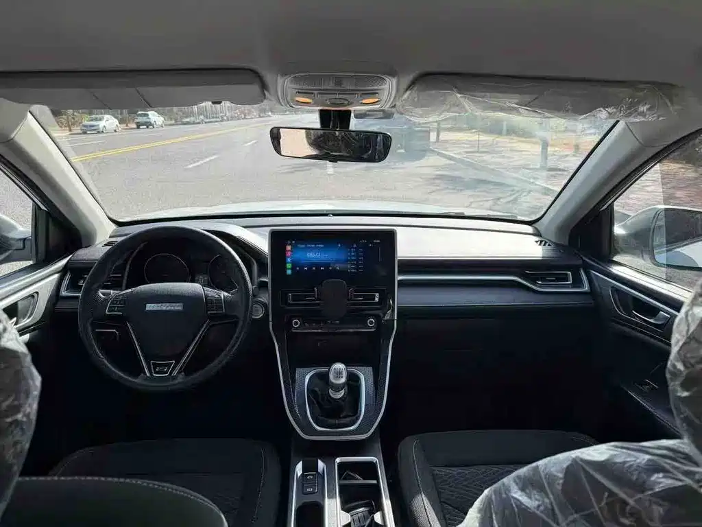 Haval M6 — миниатюра 8