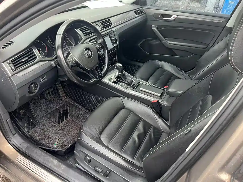 Volkswagen Passat — миниатюра 23