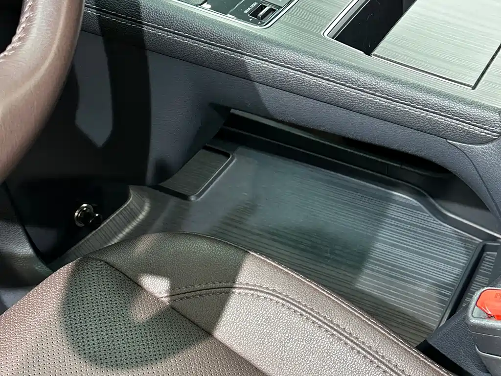 Toyota Sienna — миниатюра 15
