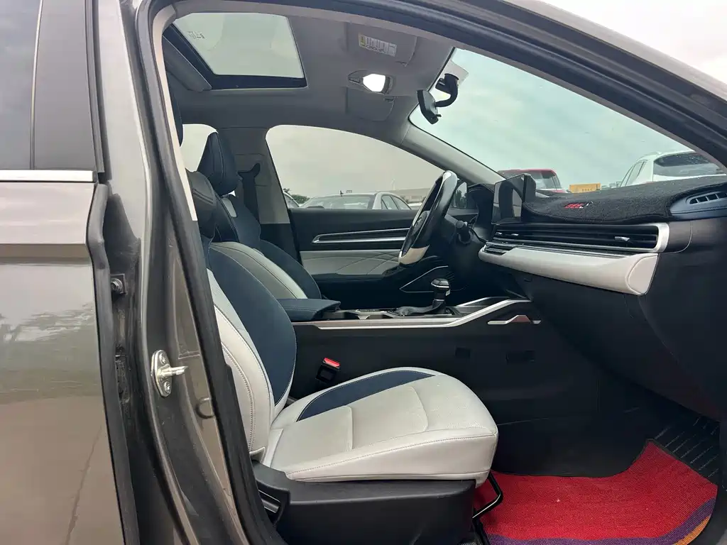 Geely Emgrand — миниатюра 8