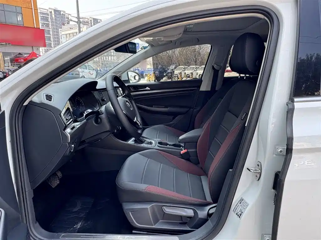 Volkswagen Bora 2019 1.5L AT Comfort V