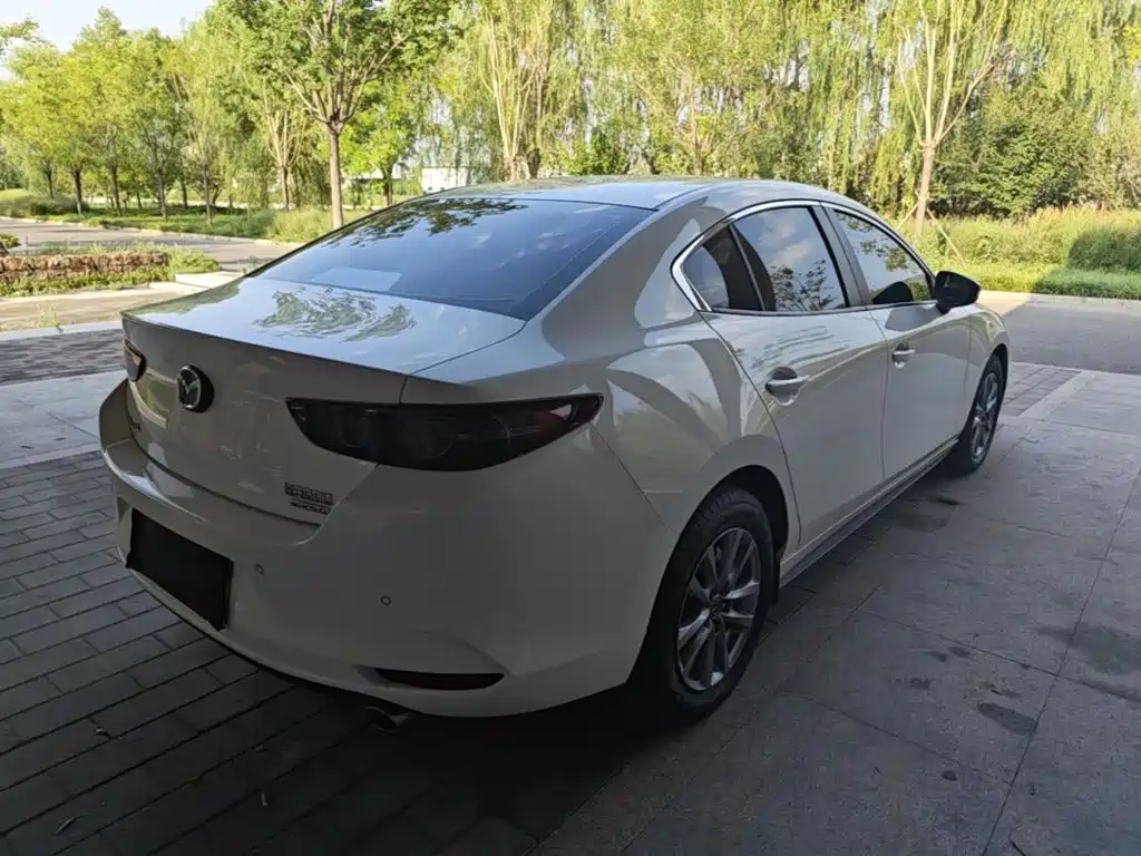 Mazda 3 Axela — миниатюра 7