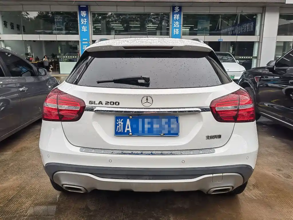Mercedes-Benz GLA — миниатюра 5