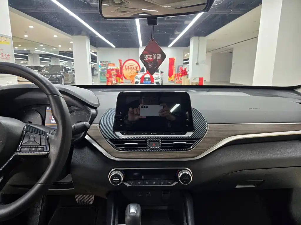 Nissan Teana — миниатюра 7