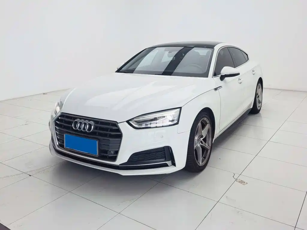 Audi A5 (Import)