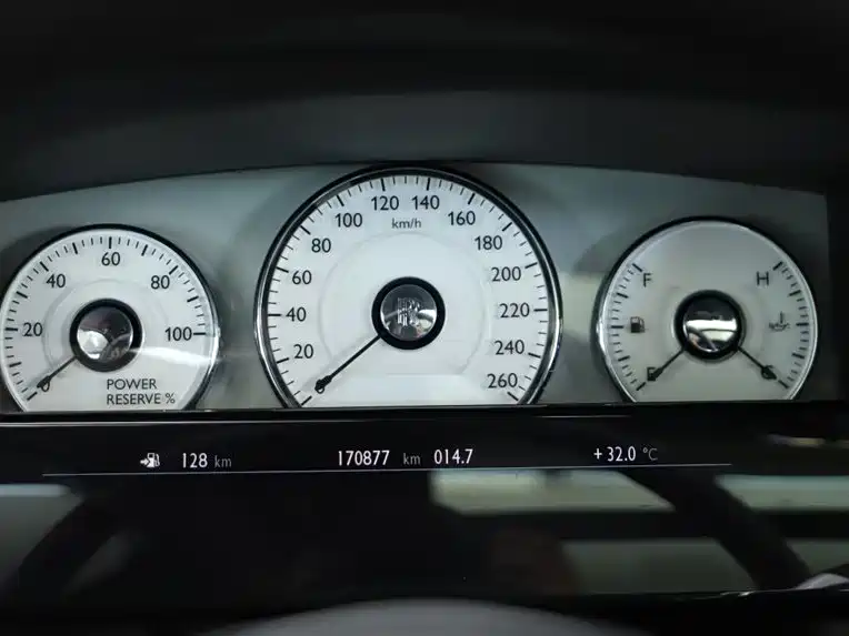 Rolls-Royce Ghost 2010 6.6T Standard