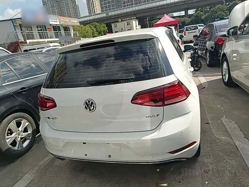 Volkswagen Golf — миниатюра 4