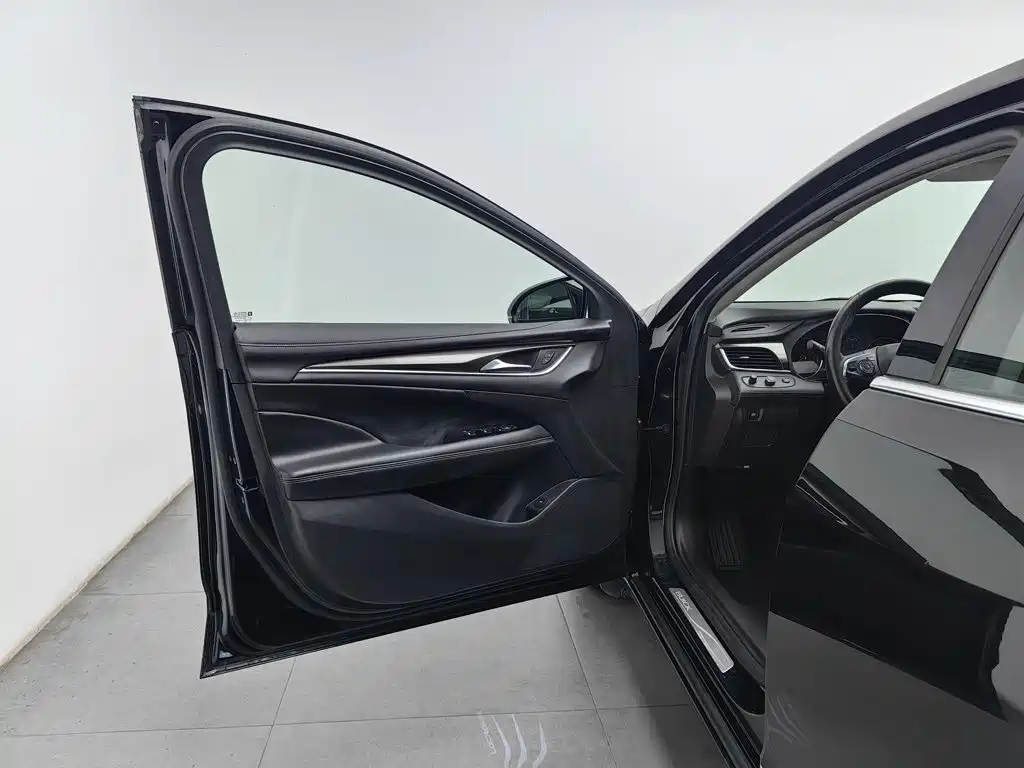 Buick LaCrosse — миниатюра 8