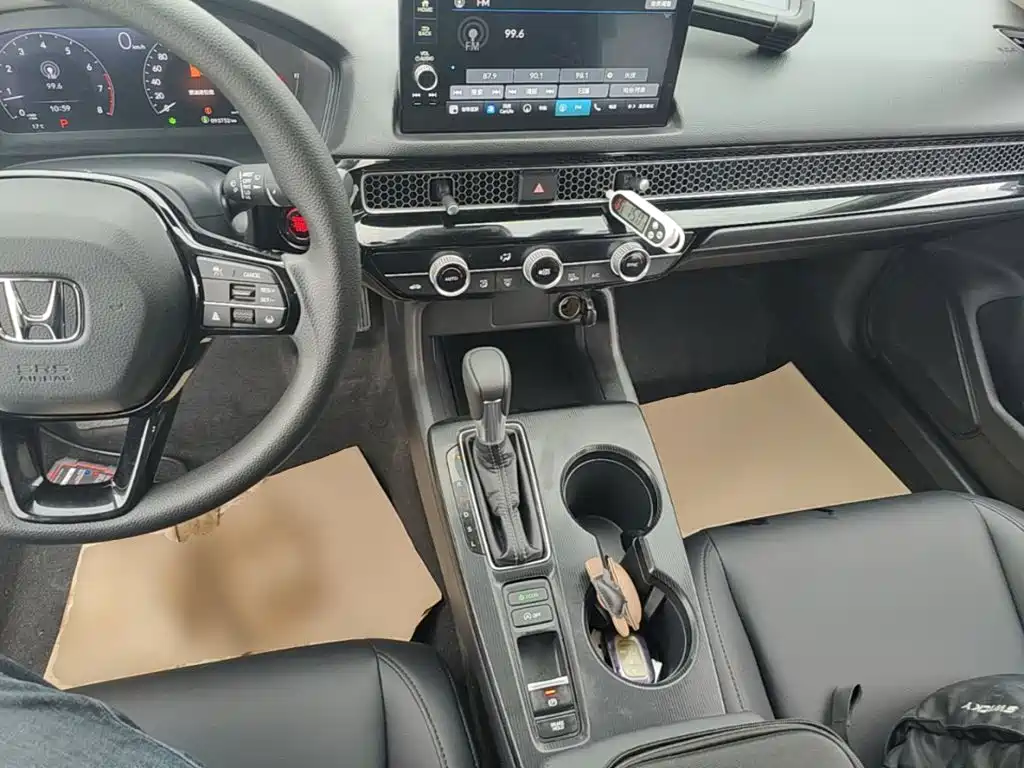 Honda Civic — миниатюра 10