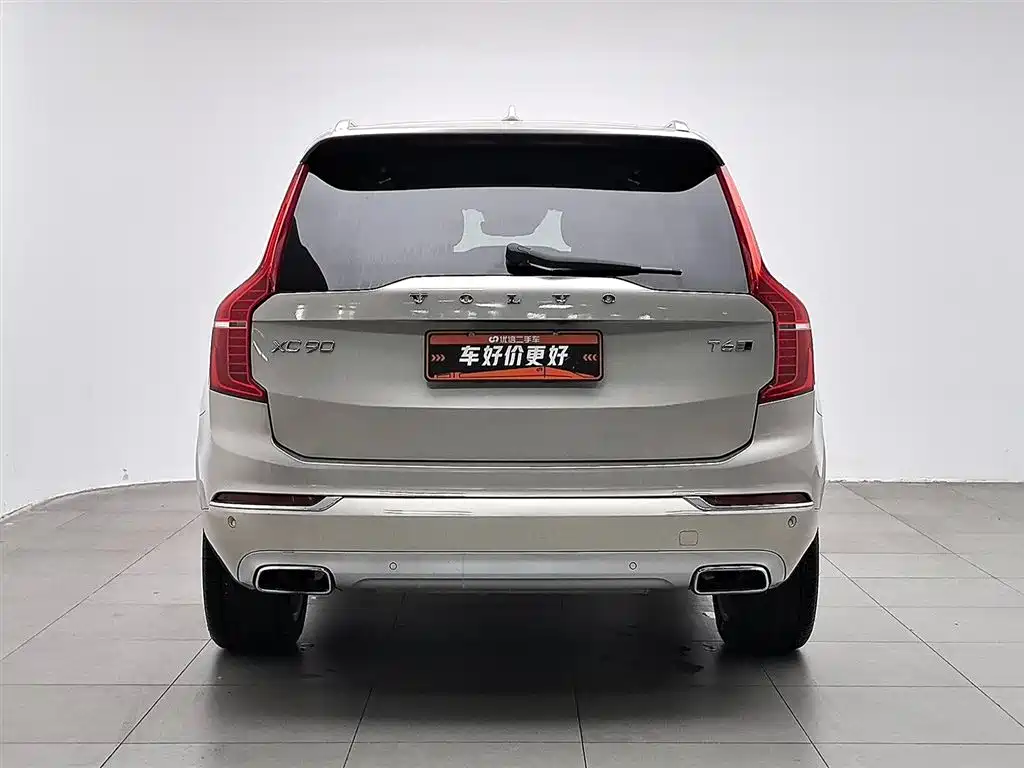 Volvo XC90 2015 T6 7 мест