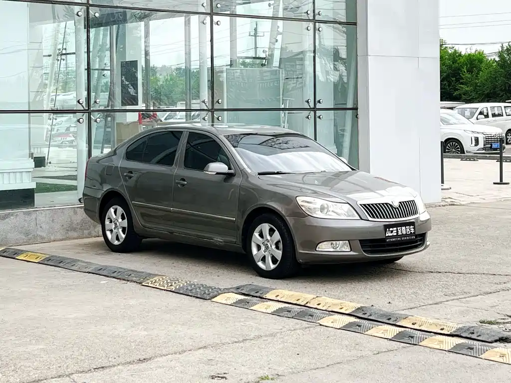 Skoda Octavia — миниатюра 3