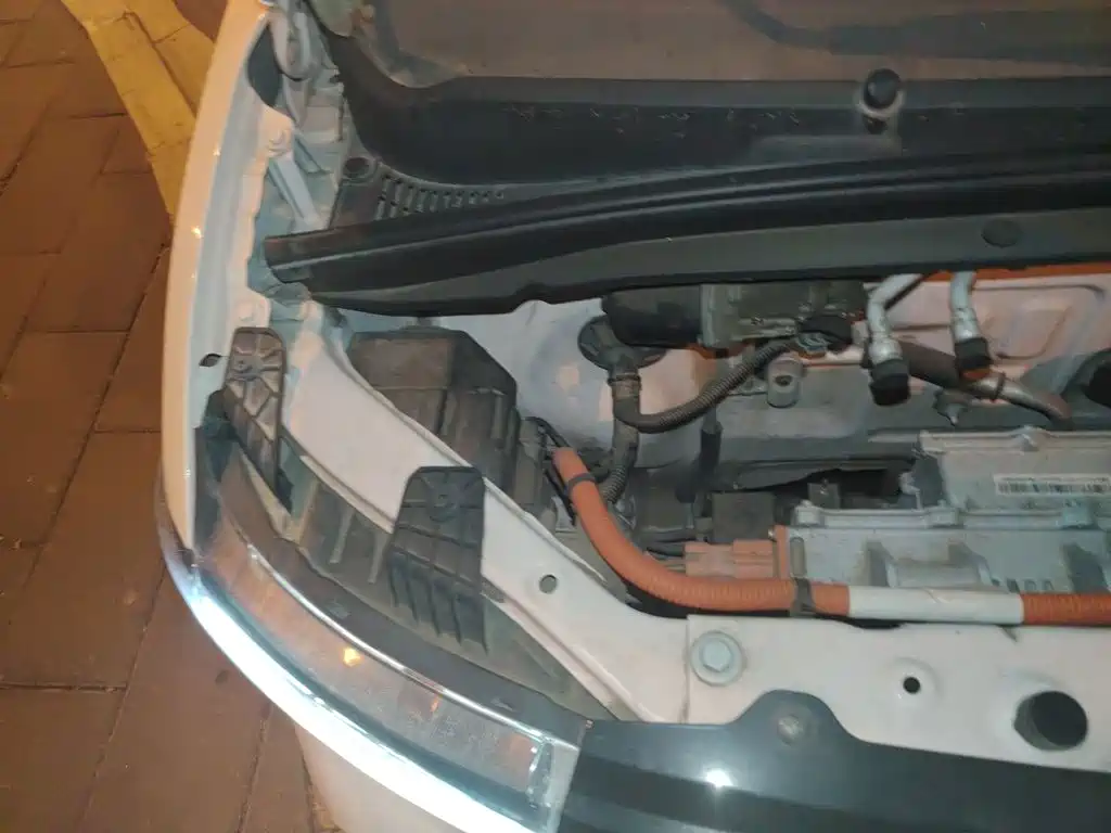 Wuling MINIEV — миниатюра 20