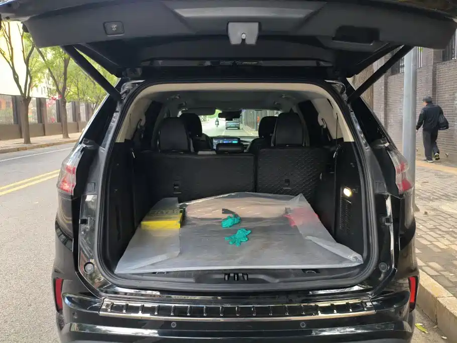 Ford Edge — миниатюра 4