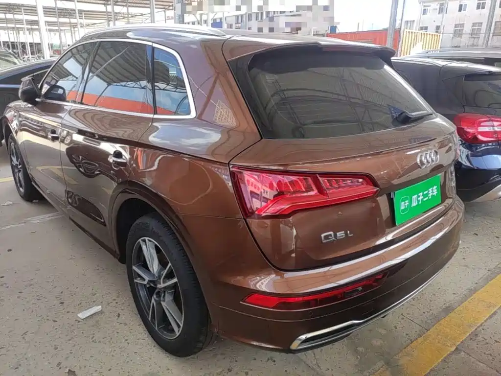 Audi Q5L — миниатюра 5