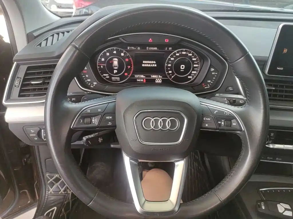 Audi Q5L — миниатюра 11