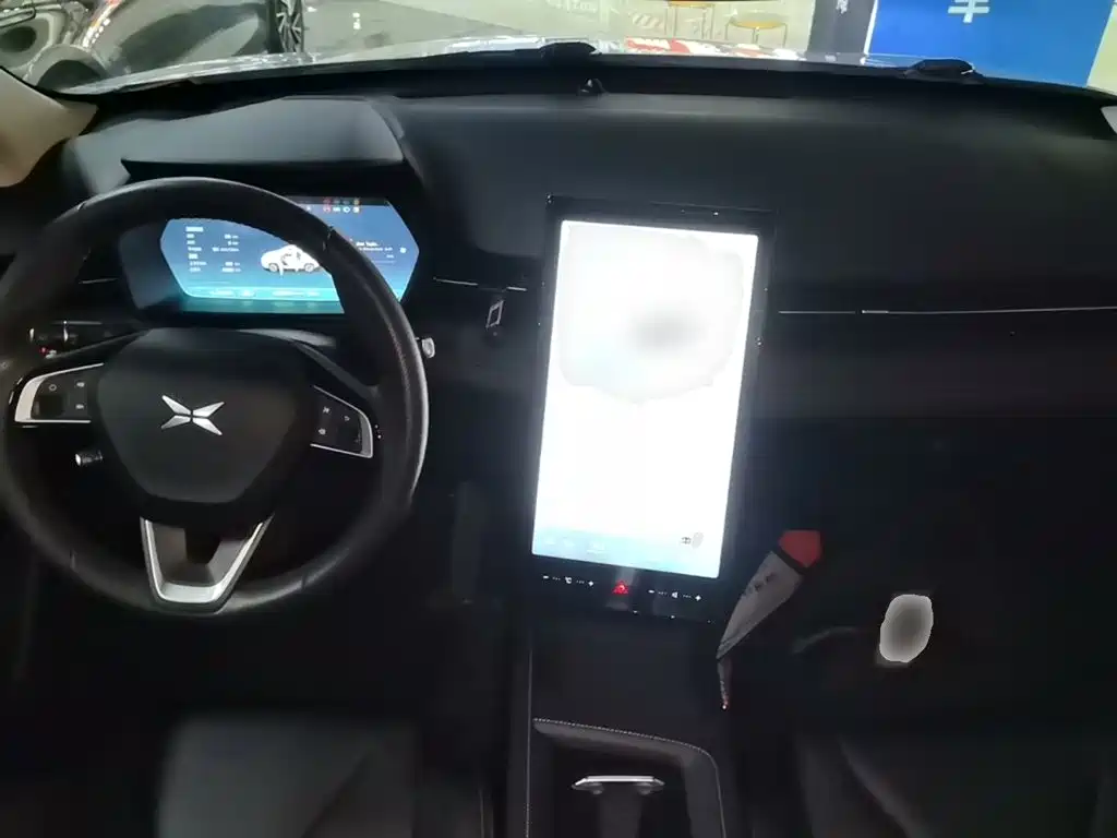 XPeng G3 — миниатюра 10