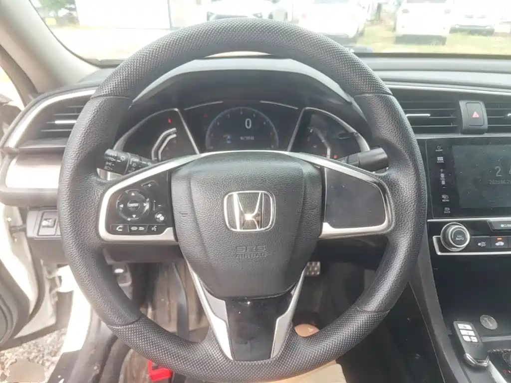 Honda Civic — миниатюра 11