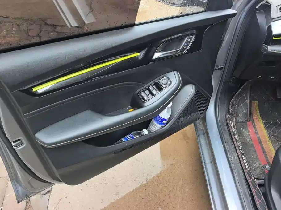 Roewe i5 — миниатюра 7