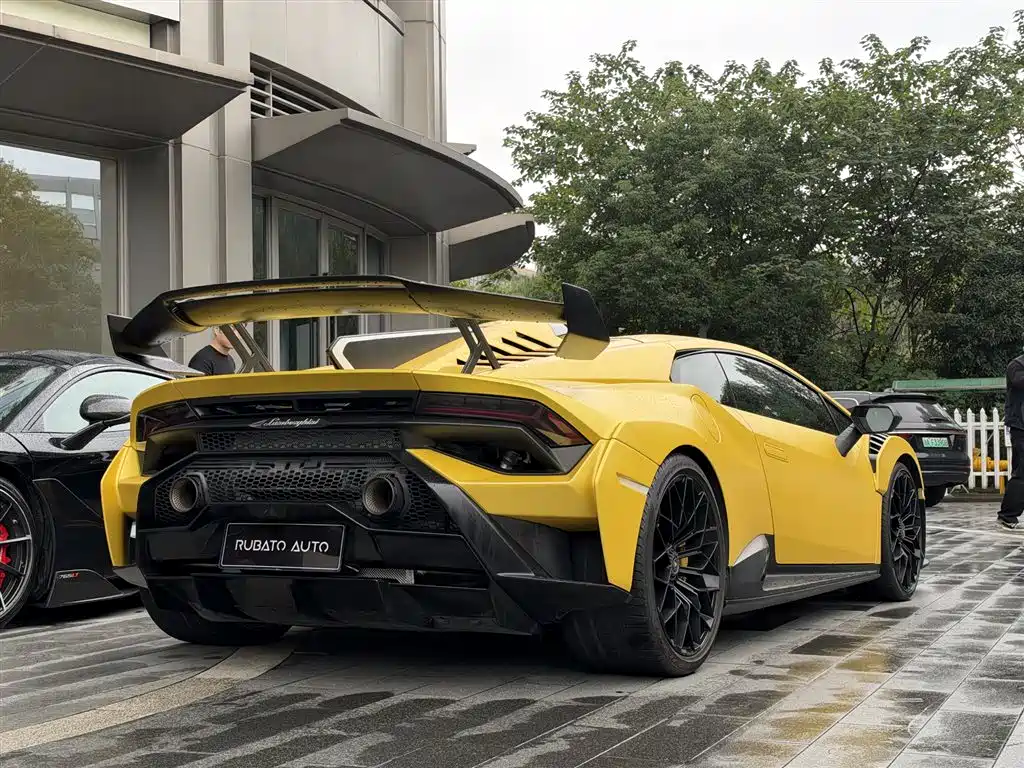 Lamborghini Huracán — миниатюра 9